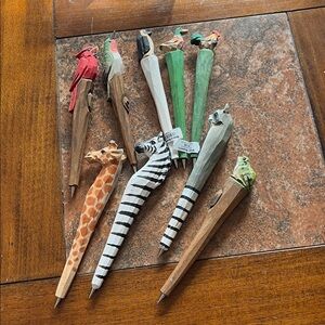 🖊Set of 9 hand carved wood animals pens